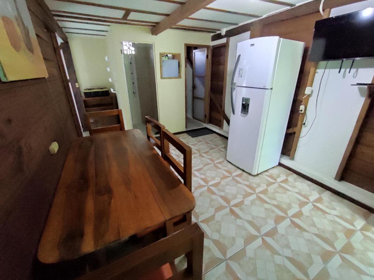 Wasimita Hotel Crucita Szoba fotó