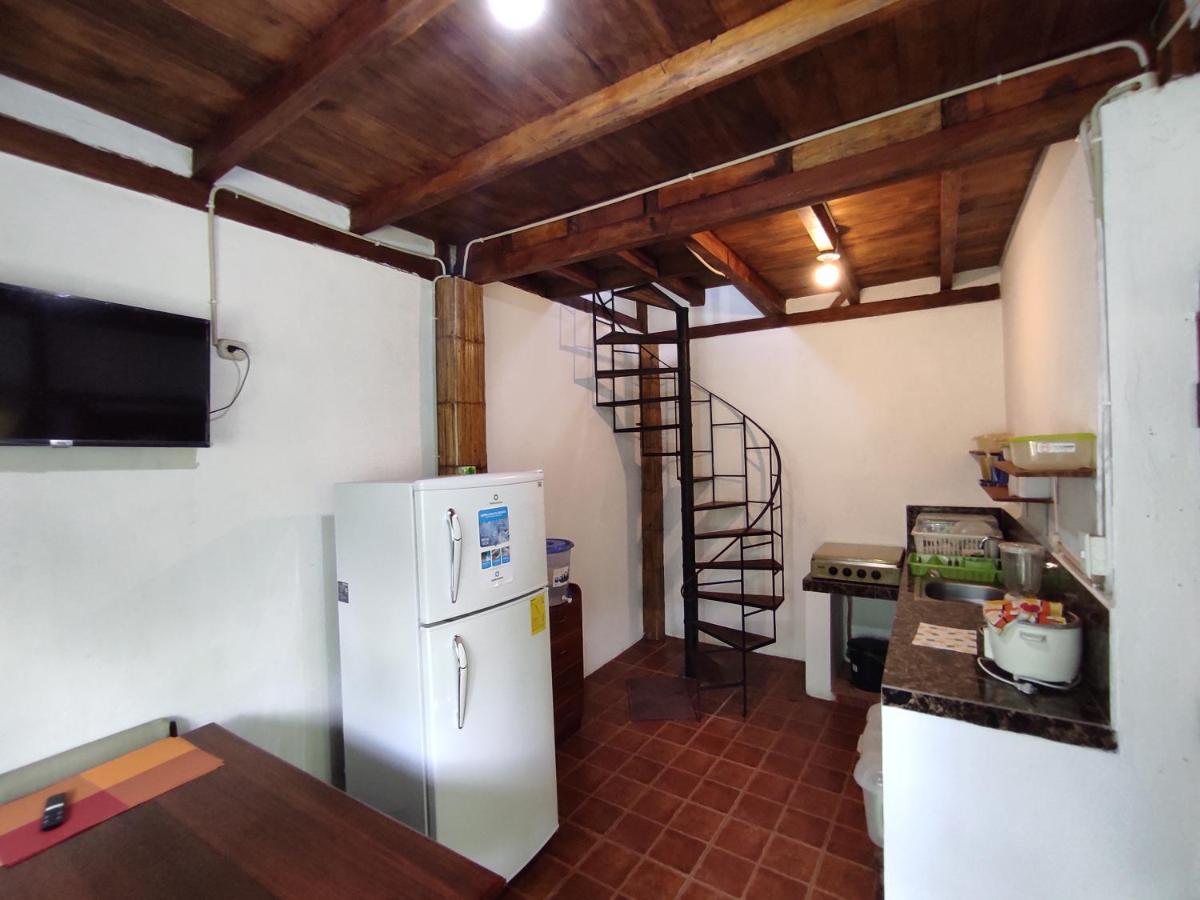 Wasimita Hotel Crucita Szoba fotó