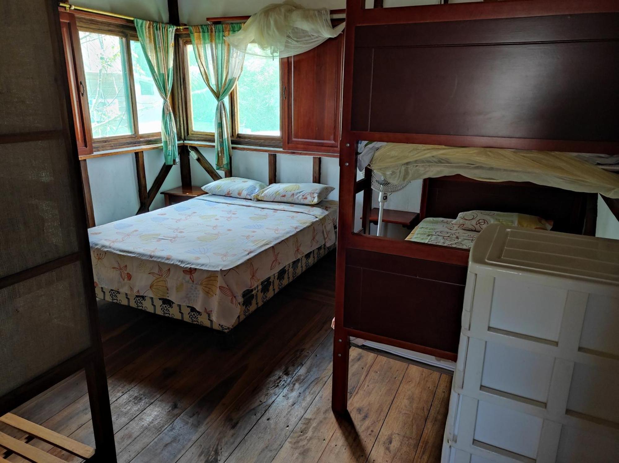 Wasimita Hotel Crucita Szoba fotó